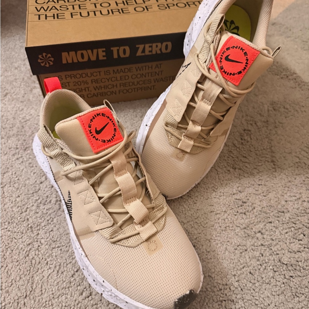 Nike  beige Sneakers never worn